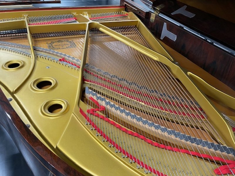 ヤマハ（YAMAHA）　CUSTOM　中古グランドピアノ
