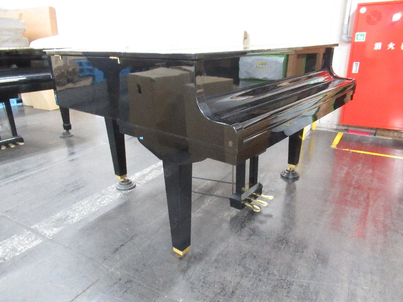 カワイ（KAWAI）　GM1　中古グランドピアノ