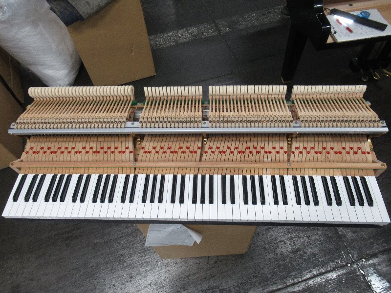 カワイ（KAWAI）　GM1　中古グランドピアノ