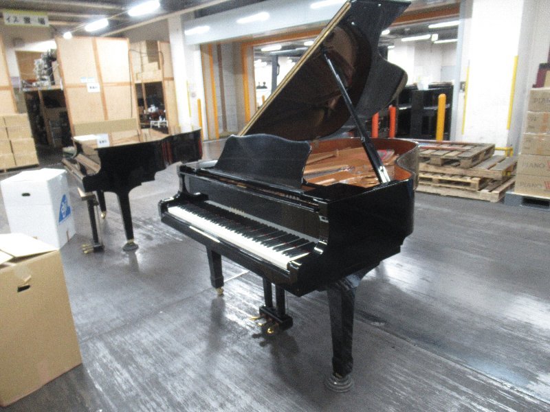 ヤマハ（YAMAHA）　C3　中古グランドピアノ
