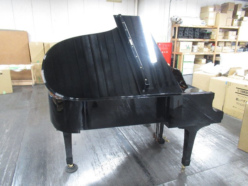 ヤマハ（YAMAHA）　C3　中古グランドピアノ