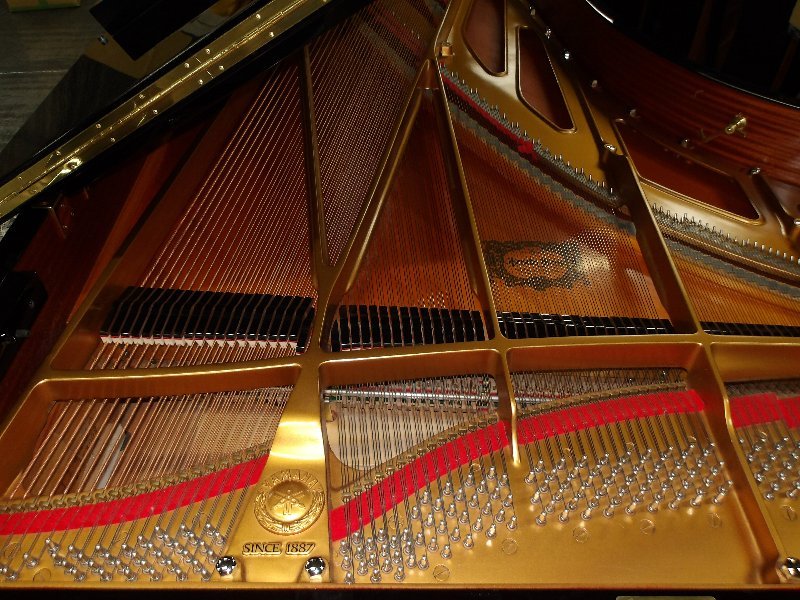 ヤマハ（YAMAHA）　CFⅢ（象牙）　中古グランドピアノ