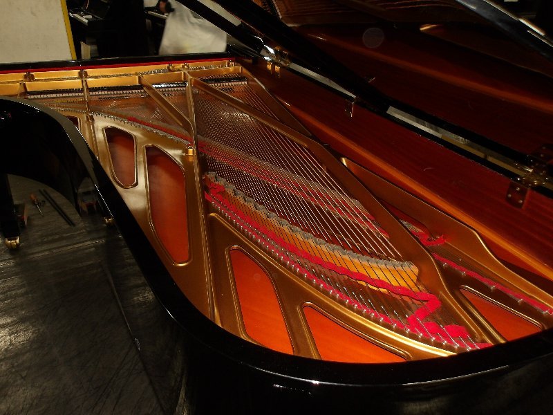 ヤマハ（YAMAHA）　CFⅢ（象牙）　中古グランドピアノ