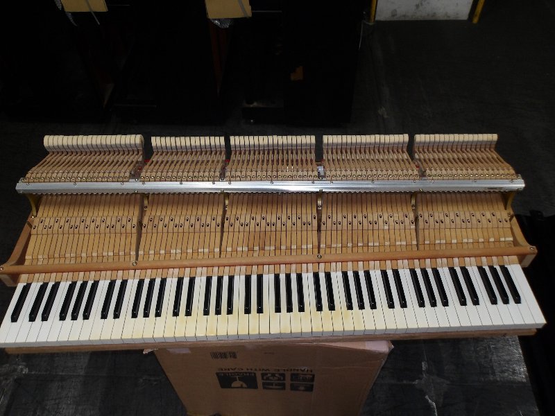 ヤマハ（YAMAHA）　CFⅢ（象牙）　中古グランドピアノ