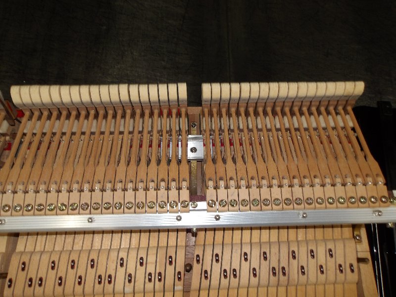 ヤマハ（YAMAHA）　CFⅢ（象牙）　中古グランドピアノ