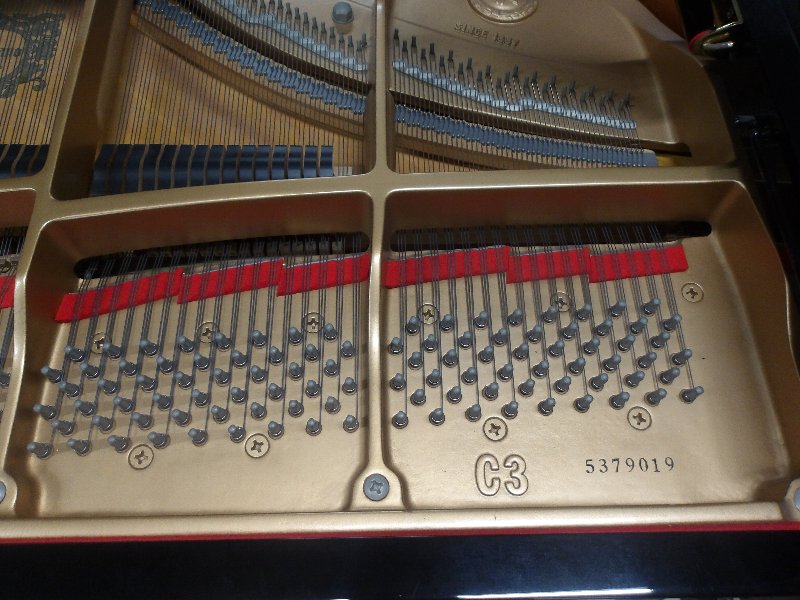ヤマハ（YAMAHA）　C3(RF)　中古グランドピアノ