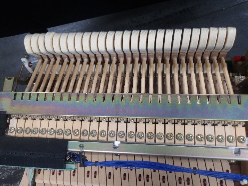 ヤマハ（YAMAHA）　C3(RF)　中古グランドピアノ