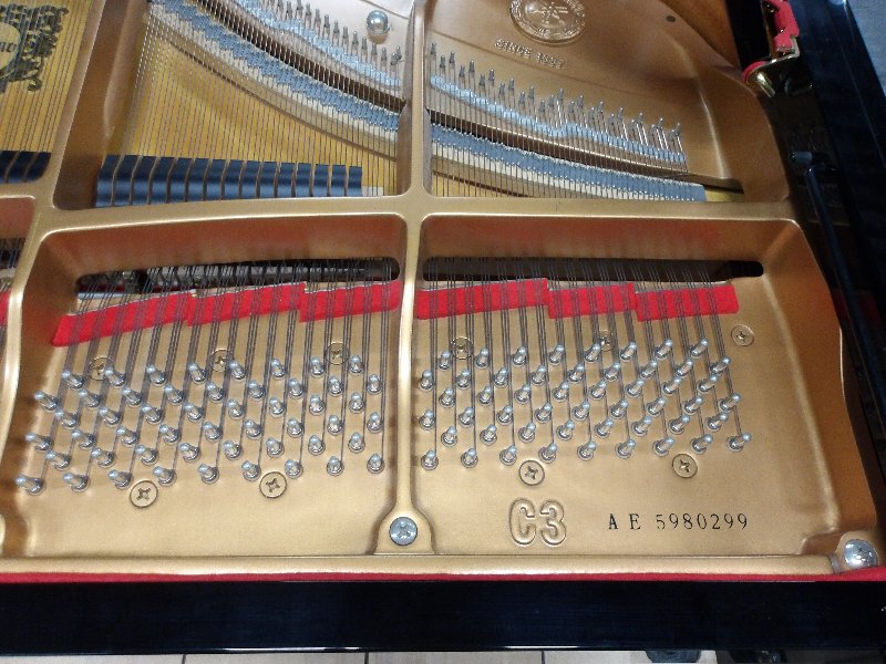 ヤマハ（YAMAHA）　C3AE　中古グランドピアノ