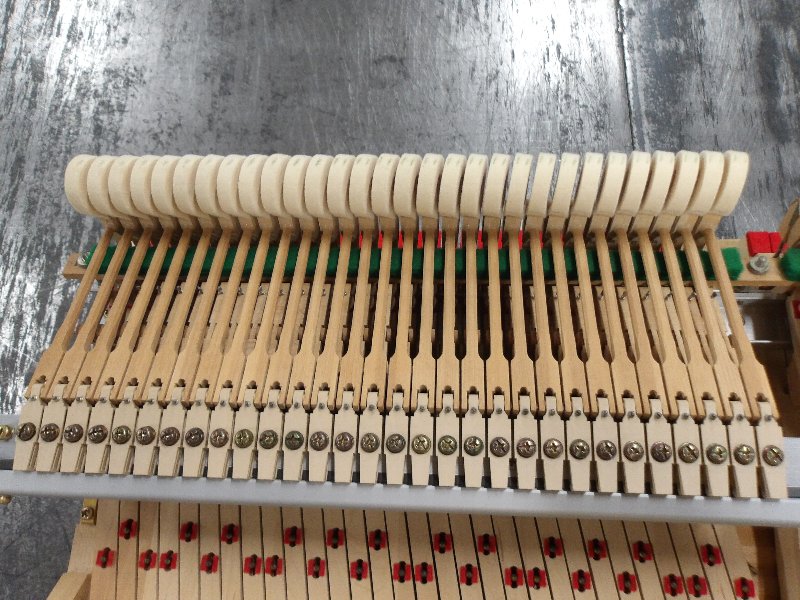 カワイ（KAWAI）　KG1N　中古グランドピアノ