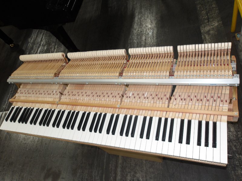 ヤマハ（YAMAHA）　C3X　中古グランドピアノ