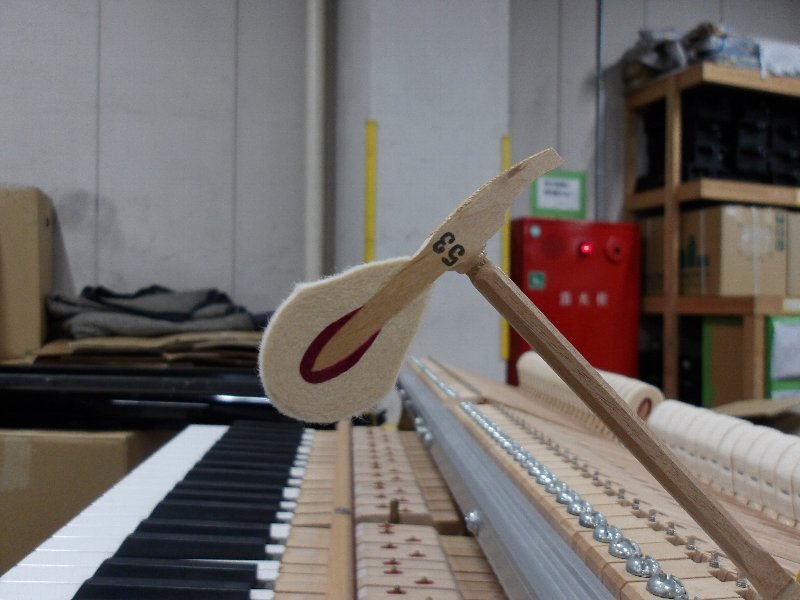 ヤマハ（YAMAHA）　C1　中古グランドピアノ