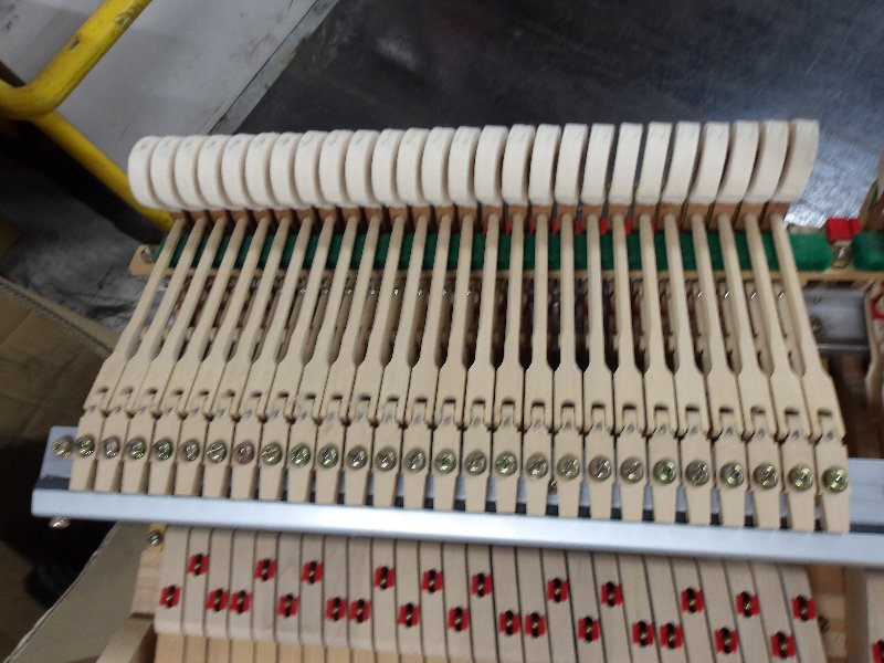 カワイ（KAWAI）　RX3RA　中古グランドピアノ