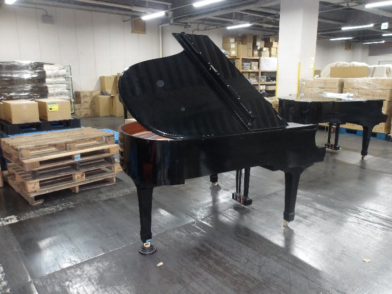 ヤマハ（YAMAHA）　C3B　中古グランドピアノ