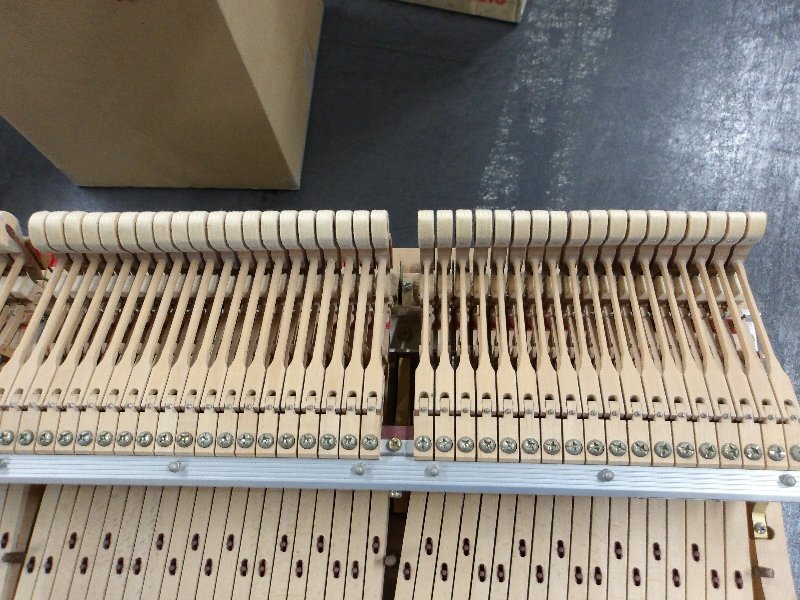 ヤマハ（YAMAHA）　C7　中古グランドピアノ