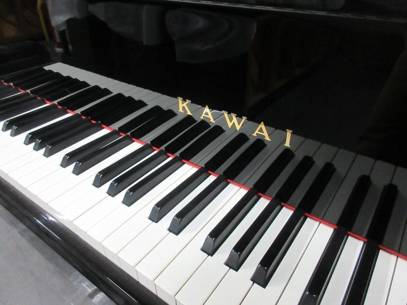 カワイ（KAWAI）　K70　中古アップライトピアノ