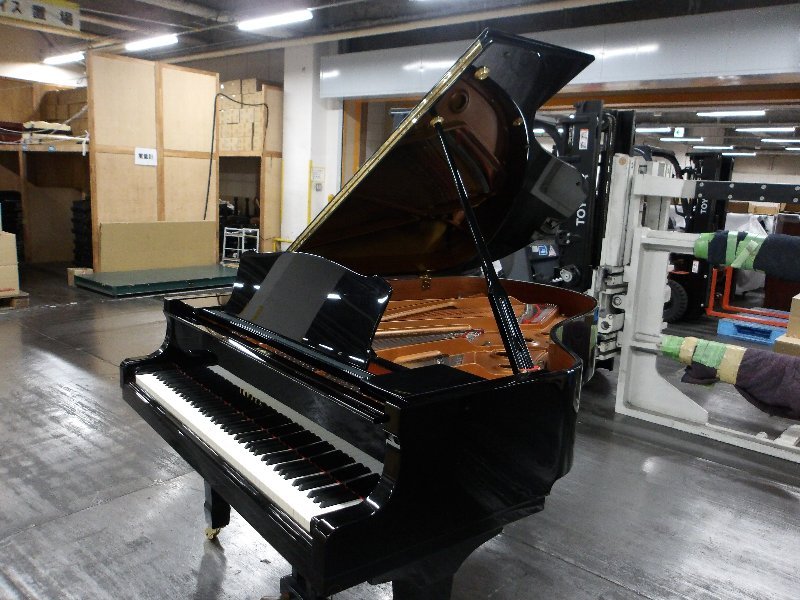 ヤマハ（YAMAHA）　C3A(Artistic EDITION　中古グランドピアノ