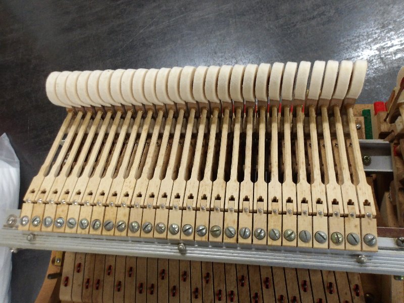 ヤマハ（YAMAHA）　G3E　中古グランドピアノ
