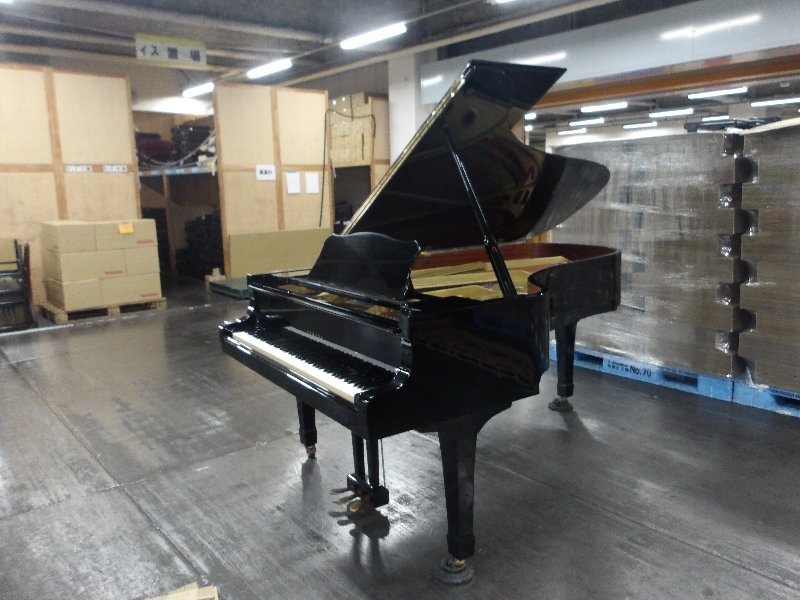 ヤマハ（YAMAHA）　C7　中古グランドピアノ