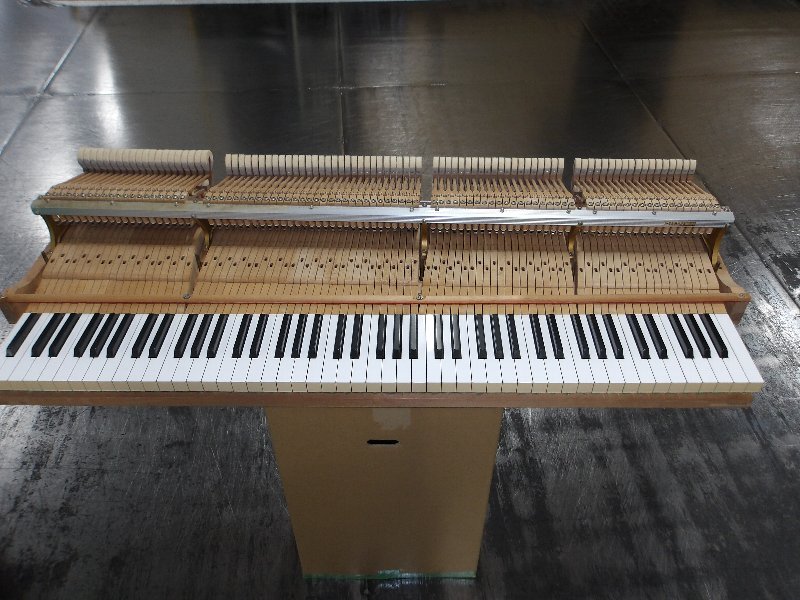 ヤマハ（YAMAHA）　C7　中古グランドピアノ