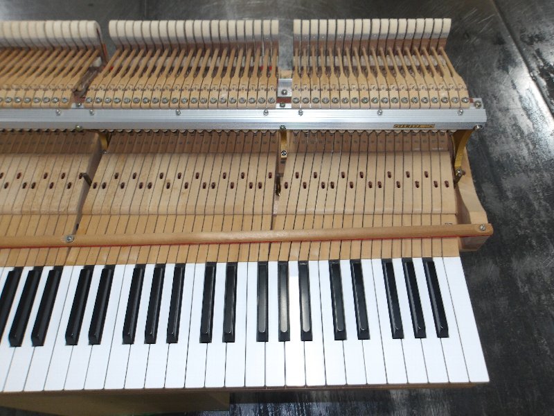 ヤマハ（YAMAHA）　C7　中古グランドピアノ