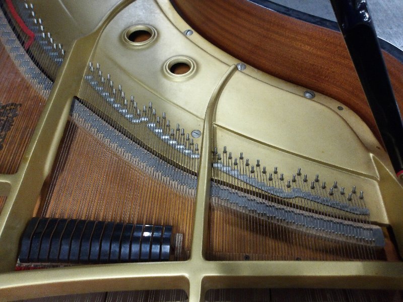 ヤマハ（YAMAHA）　C5　中古グランドピアノ