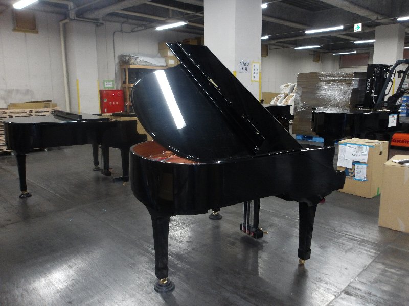 ヤマハ（YAMAHA）　C1SG　中古グランドピアノ