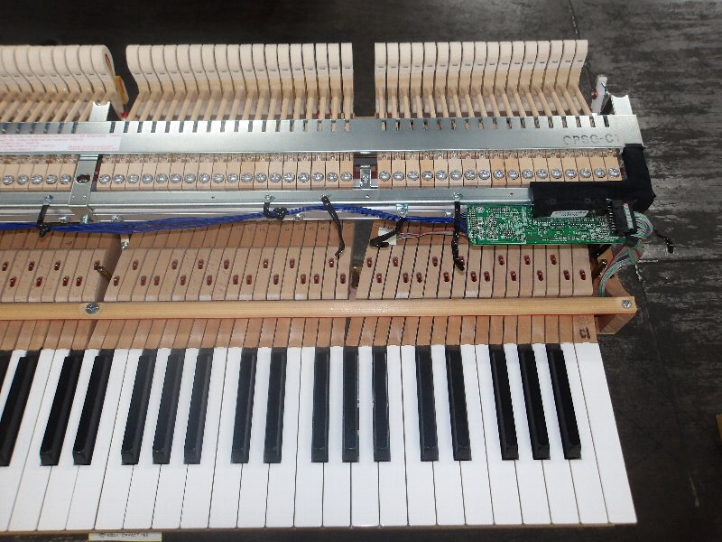 ヤマハ（YAMAHA）　C1SG　中古グランドピアノ