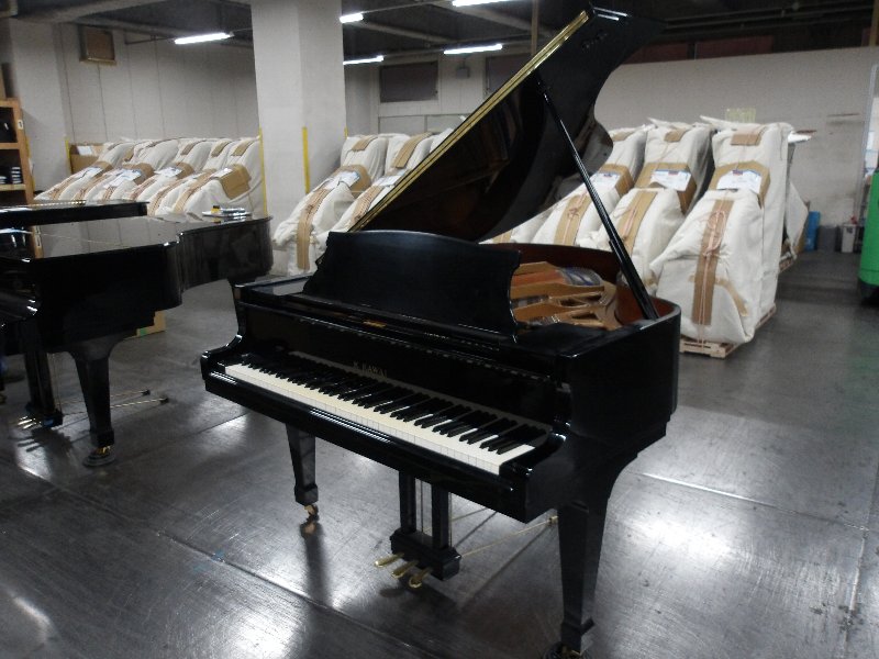 カワイ（KAWAI）　KG2E　中古グランドピアノ
