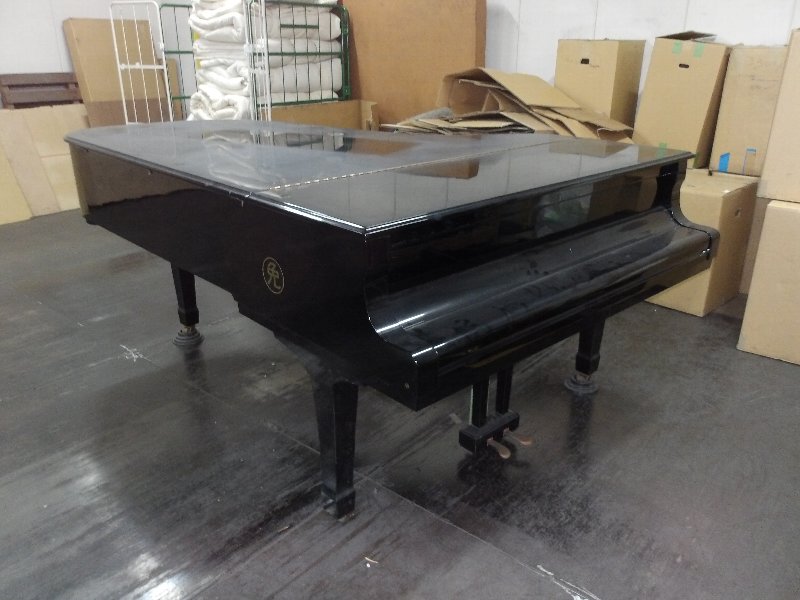 ヤマハ（YAMAHA）　C7B　中古グランドピアノ