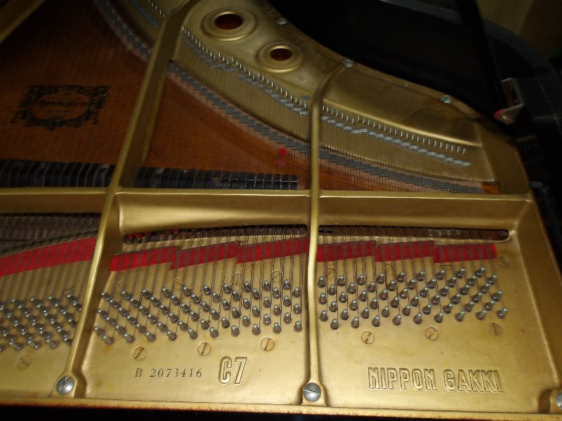 ヤマハ（YAMAHA）　C7B　中古グランドピアノ