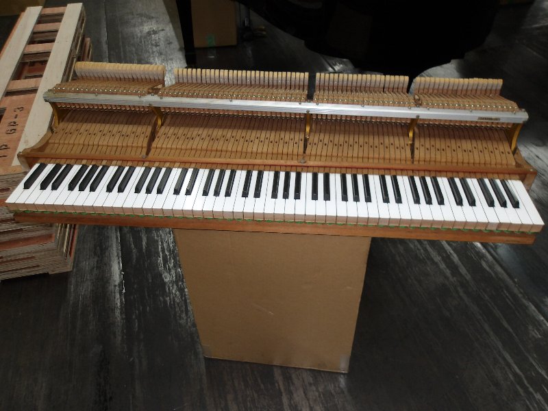 ヤマハ（YAMAHA）　C7B　中古グランドピアノ