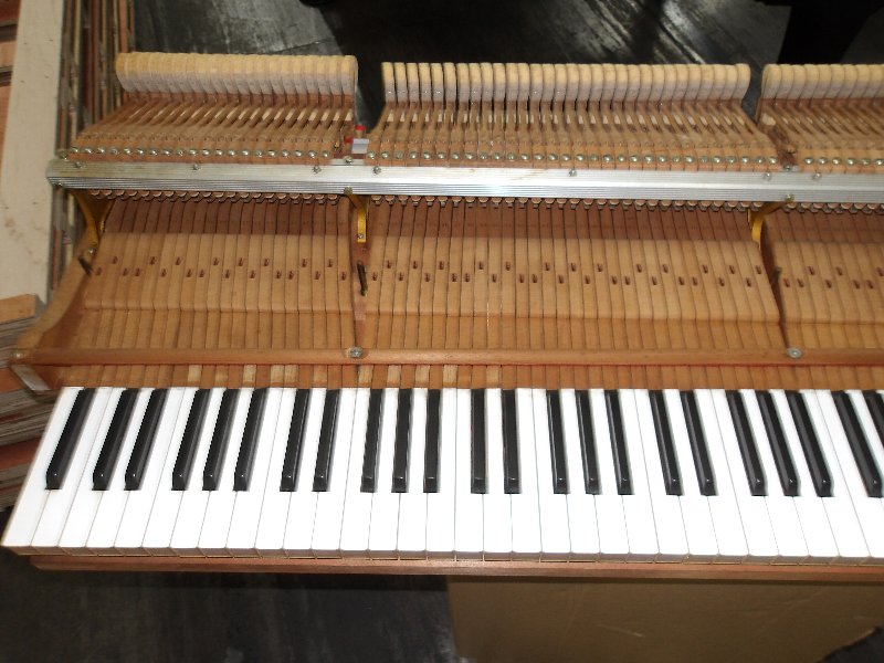 ヤマハ（YAMAHA）　C7B　中古グランドピアノ