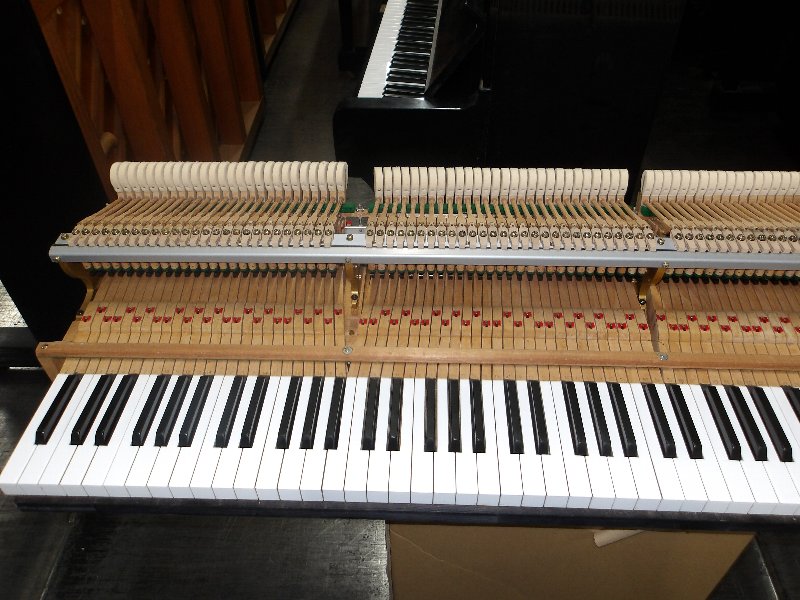 カワイ（KAWAI）　KG3E　中古グランドピアノ