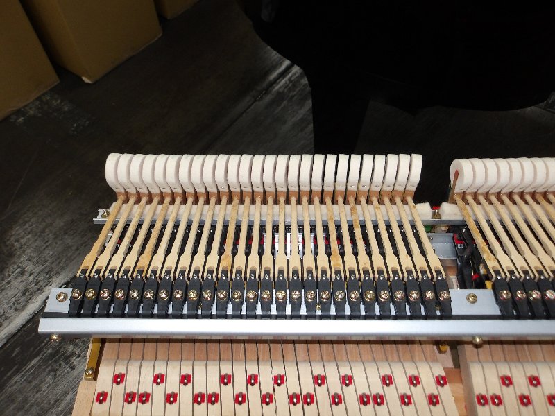 カワイ（KAWAI）　SK3　中古グランドピアノ