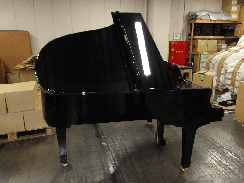 ヤマハ（YAMAHA）　C3　中古グランドピアノ