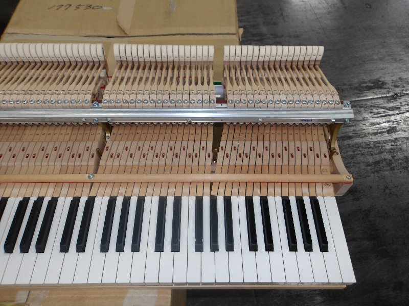 ヤマハ（YAMAHA）　C3X　中古グランドピアノ