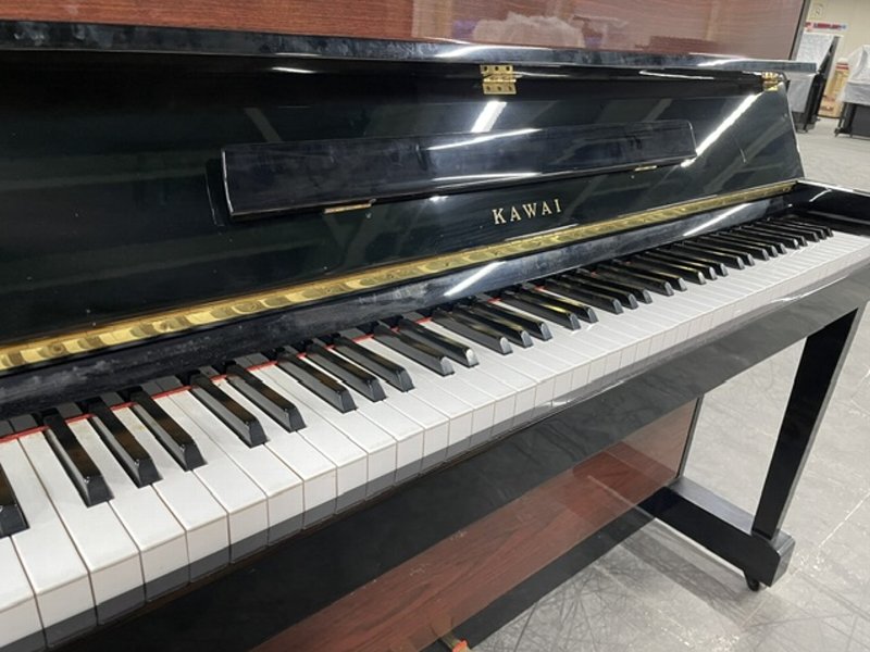 カワイ（KAWAI）　HA20W　中古アップライトピアノ