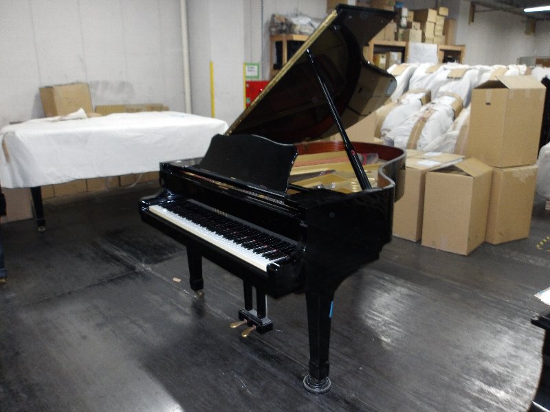 ヤマハ（YAMAHA）　C3　中古グランドピアノ