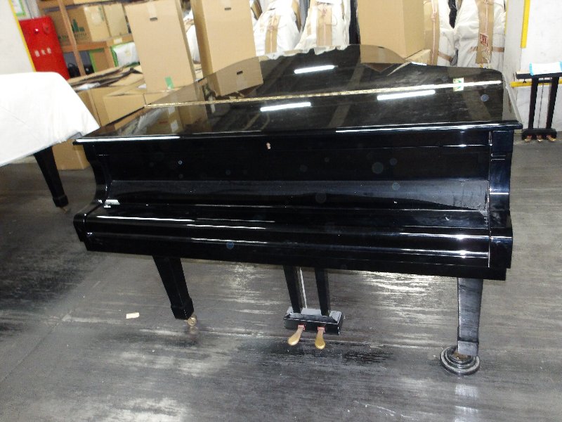 ヤマハ（YAMAHA）　C3　中古グランドピアノ