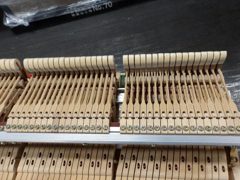 ヤマハ（YAMAHA）　C3　中古グランドピアノ