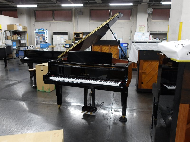 カワイ（KAWAI）　GM10LE　中古グランドピアノ