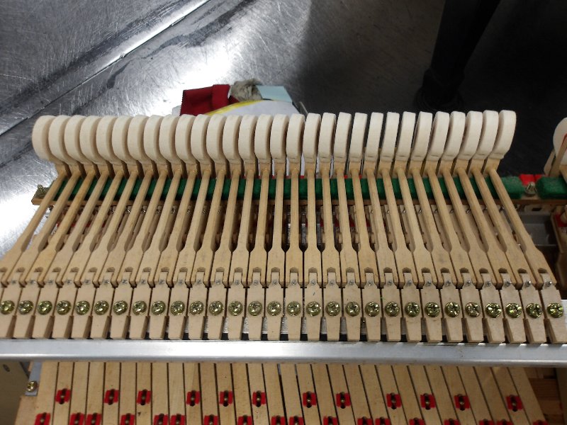 カワイ（KAWAI）　GM10LE　中古グランドピアノ