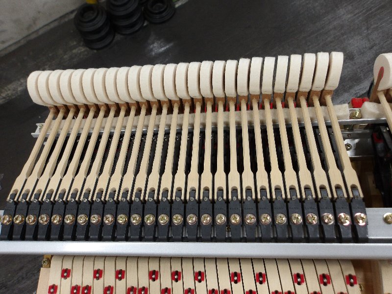 カワイ（KAWAI）　SK3　中古グランドピアノ
