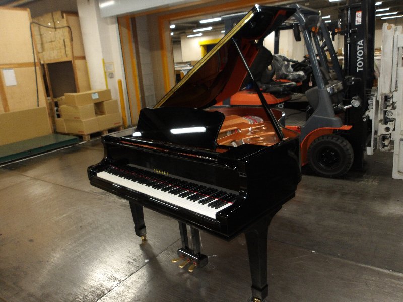 ヤマハ（YAMAHA）　C1TD　中古グランドピアノ