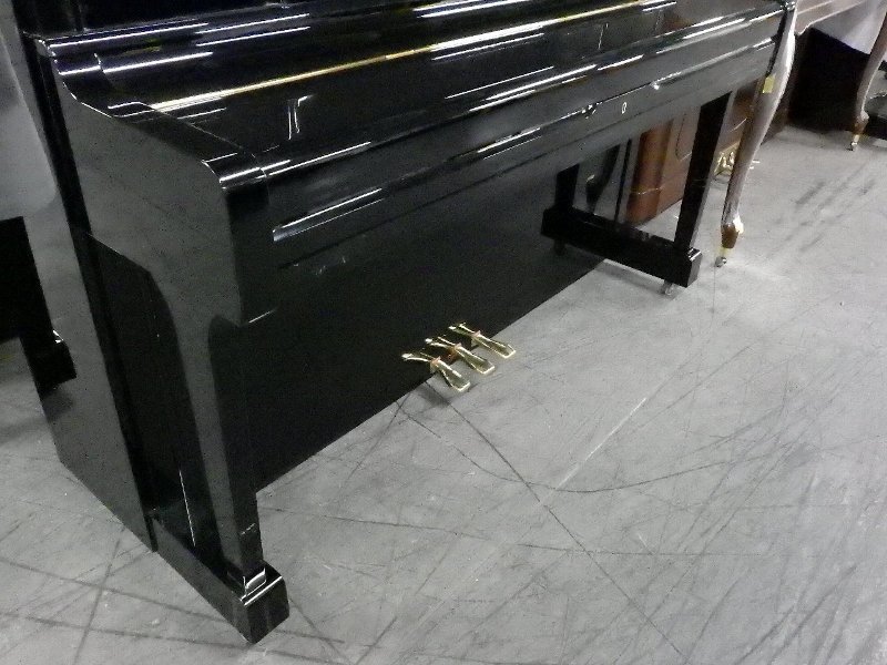 ヤマハ（YAMAHA）　UX　中古アップライトピアノ