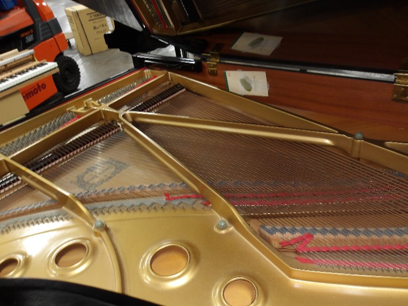 ヤマハ（YAMAHA）　C3E　中古グランドピアノ