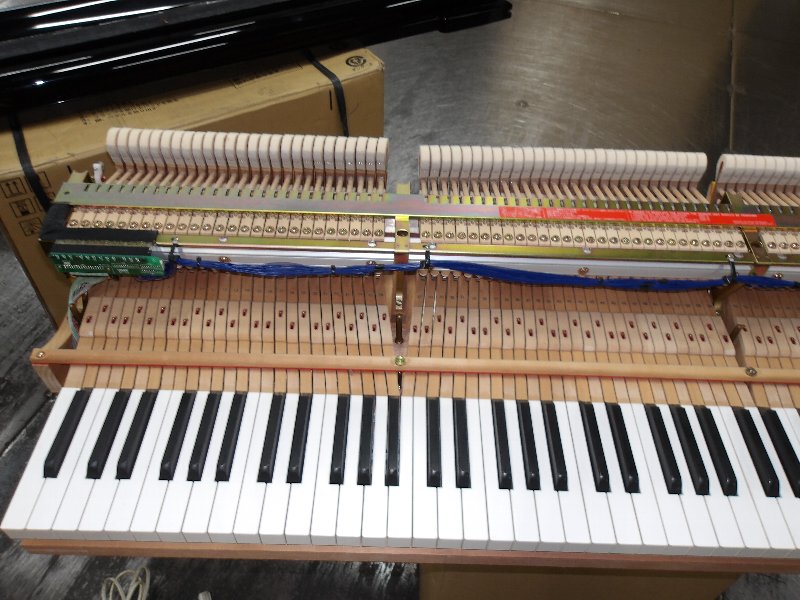 ヤマハ（YAMAHA）　C3LSN　中古グランドピアノ