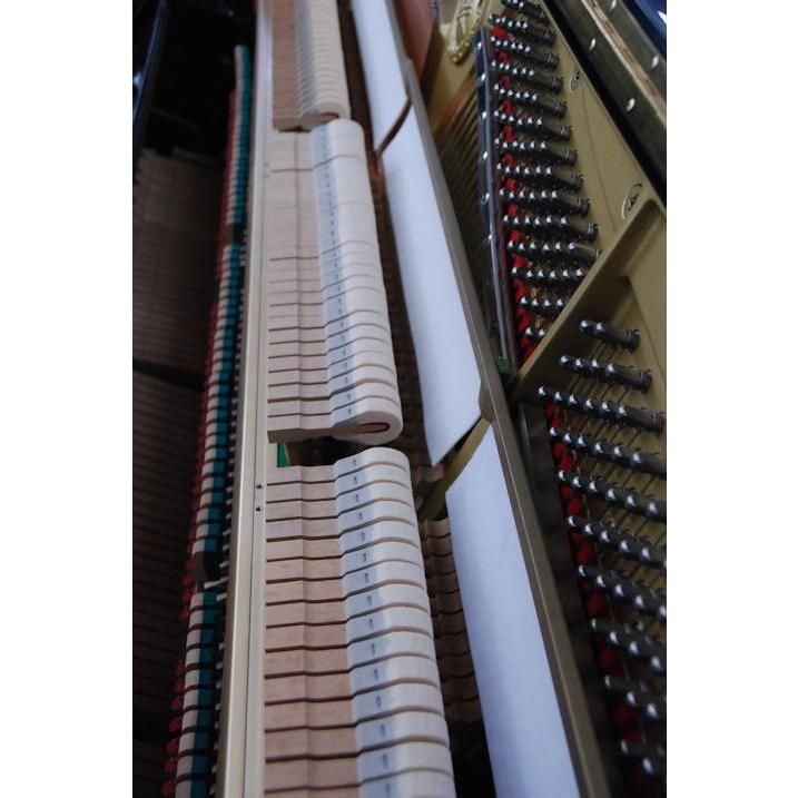 ヤマハ (YAMAHA)　UX100　中古ピアノ