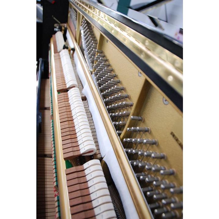 ボストン(BOSTON)  UP132　中古ピアノ
