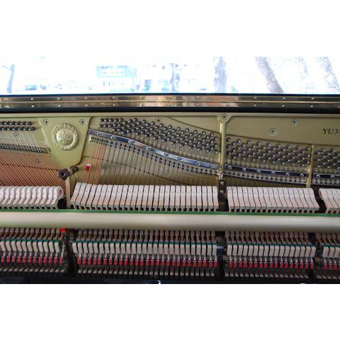 ヤマハ (YAMAHA)　YU3C　中古ピアノ